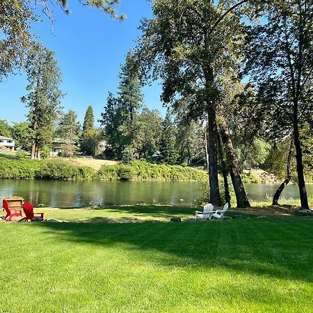 גרנטס פאס Deluxe Cabin 1 - Rogue River Resort מראה חיצוני תמונה